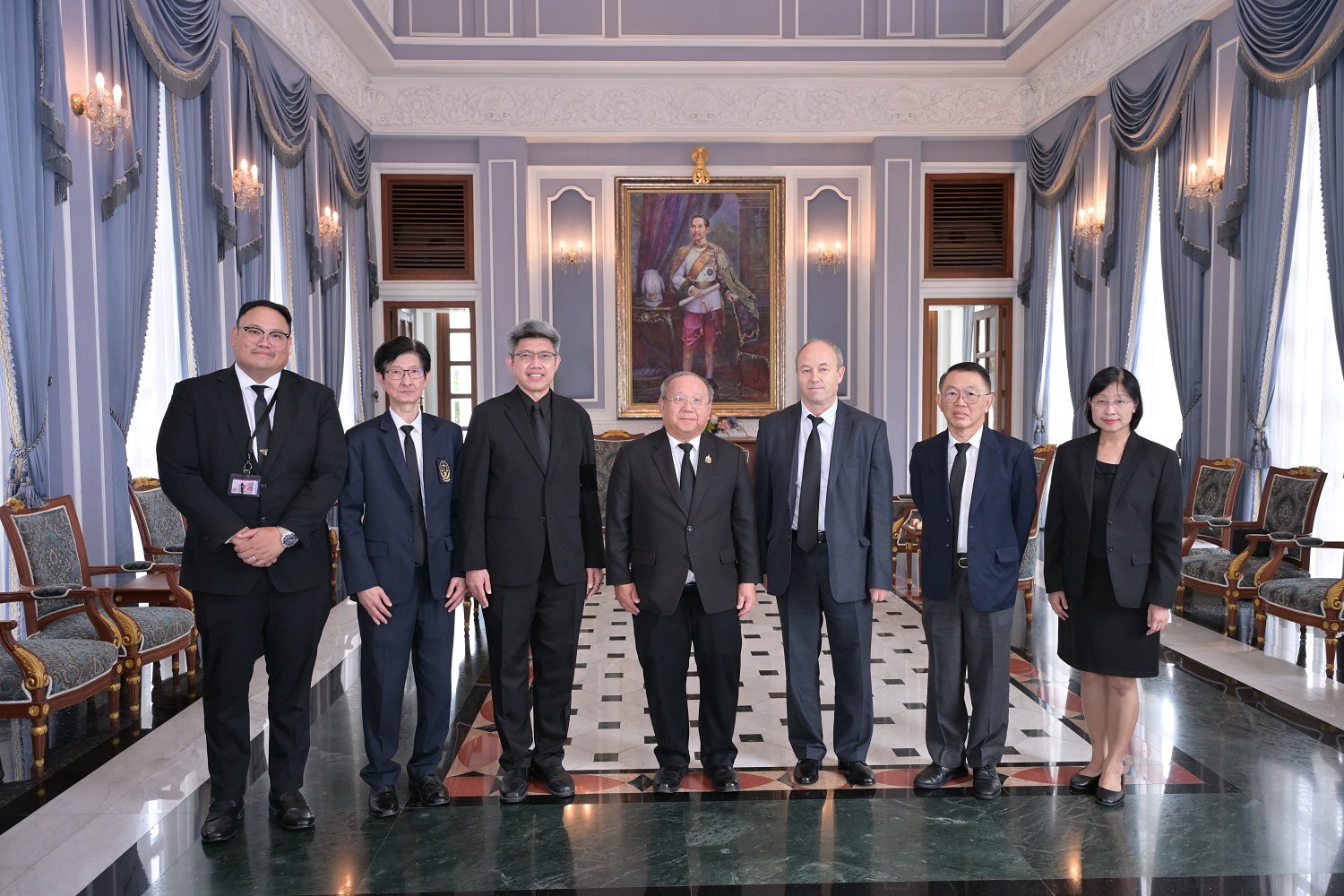 Judge of the High Court of Cassation and Justice of Romania – Administrative and Tax Litigation Chamber paid a courtesy call on the President of the Supreme Administrative Court of Thailand.